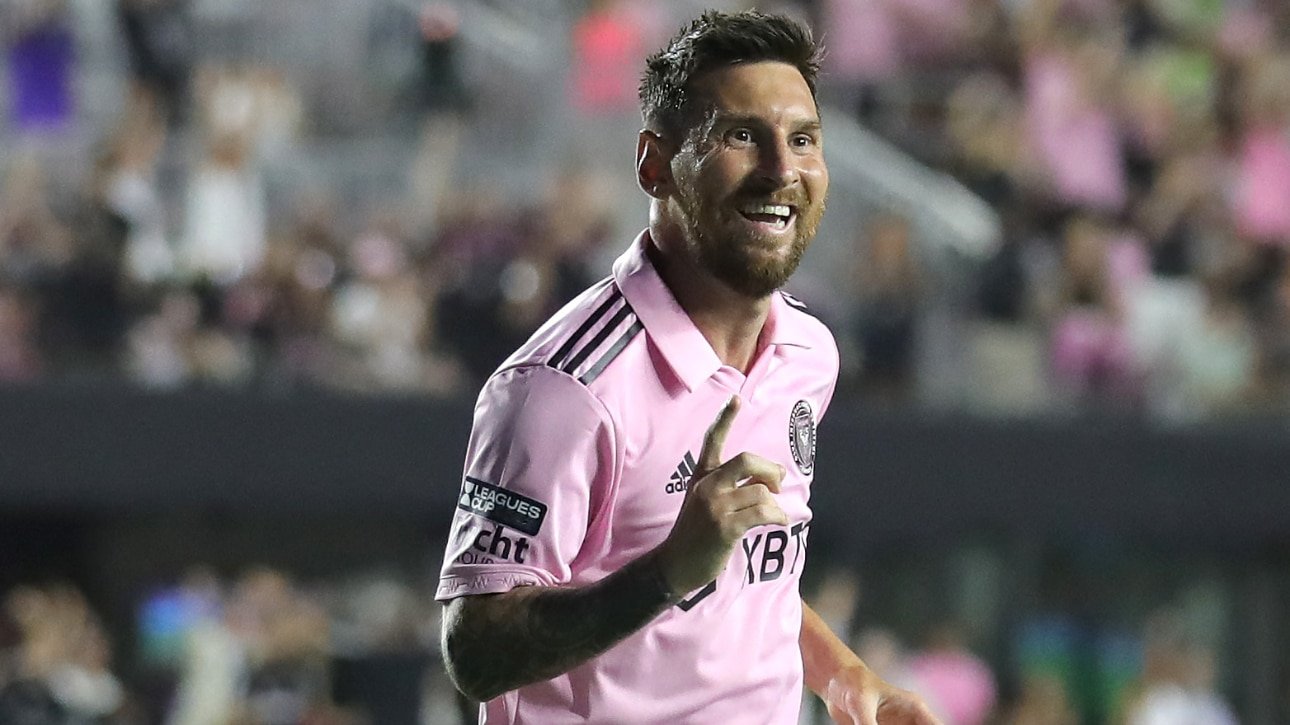 Messi comemorando gol sobre o Atlanta United (foto: Megan Briggs / GETTY IMAGES NORTH AMERICA / AFP)