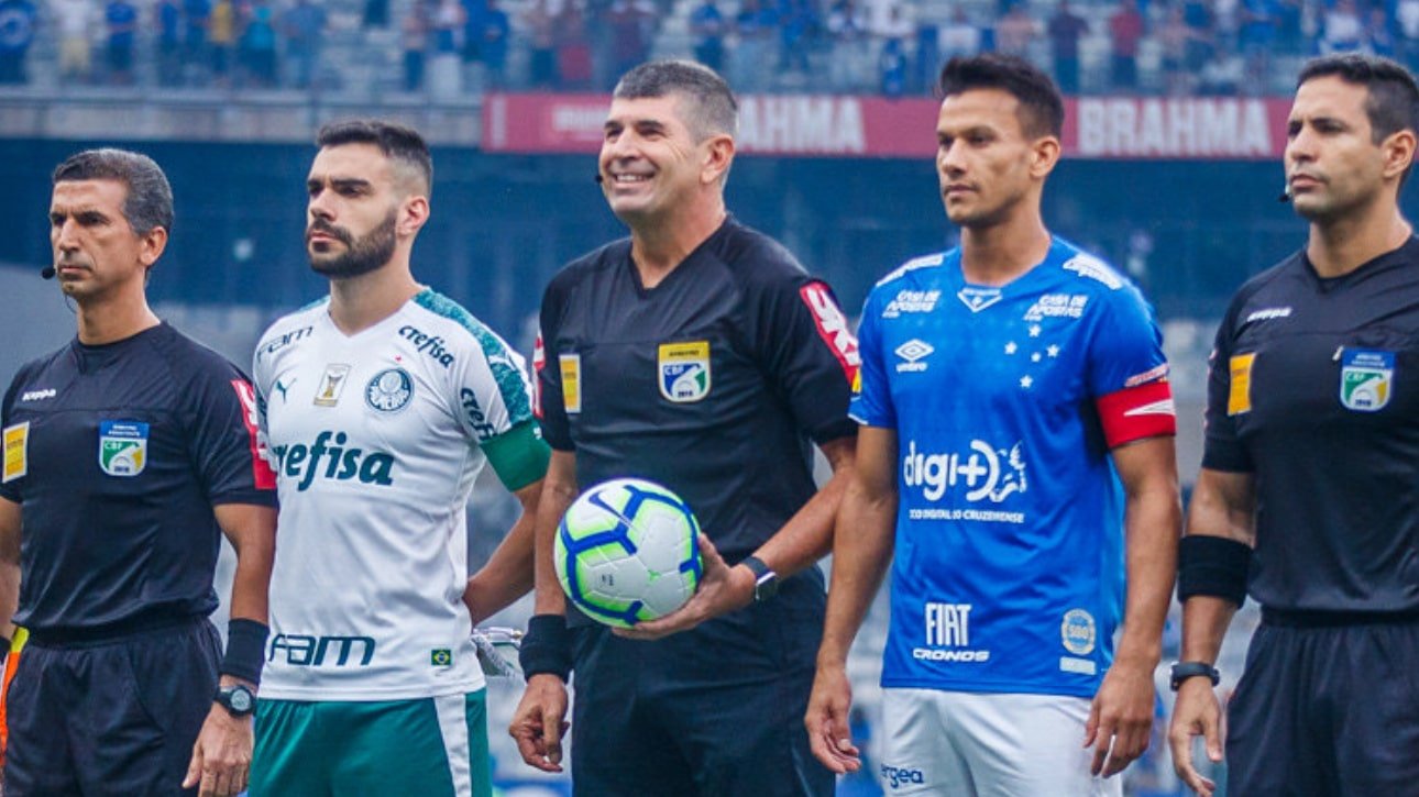 Bruno Henrique e Henrique antes do jogo entre Palmeiras e Cruzeiro em 2019 (foto: Vinnicius Silva/Cruzeiro)