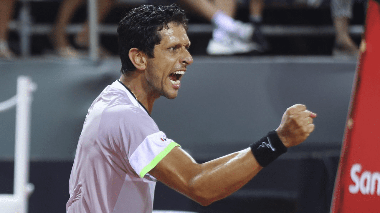 Marcelo Melo comemorando ponto (foto: Reprodução Instagram)