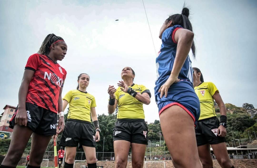 Jogo pelo Campeonato Amador (foto: Ta Santanna/Divulgação)