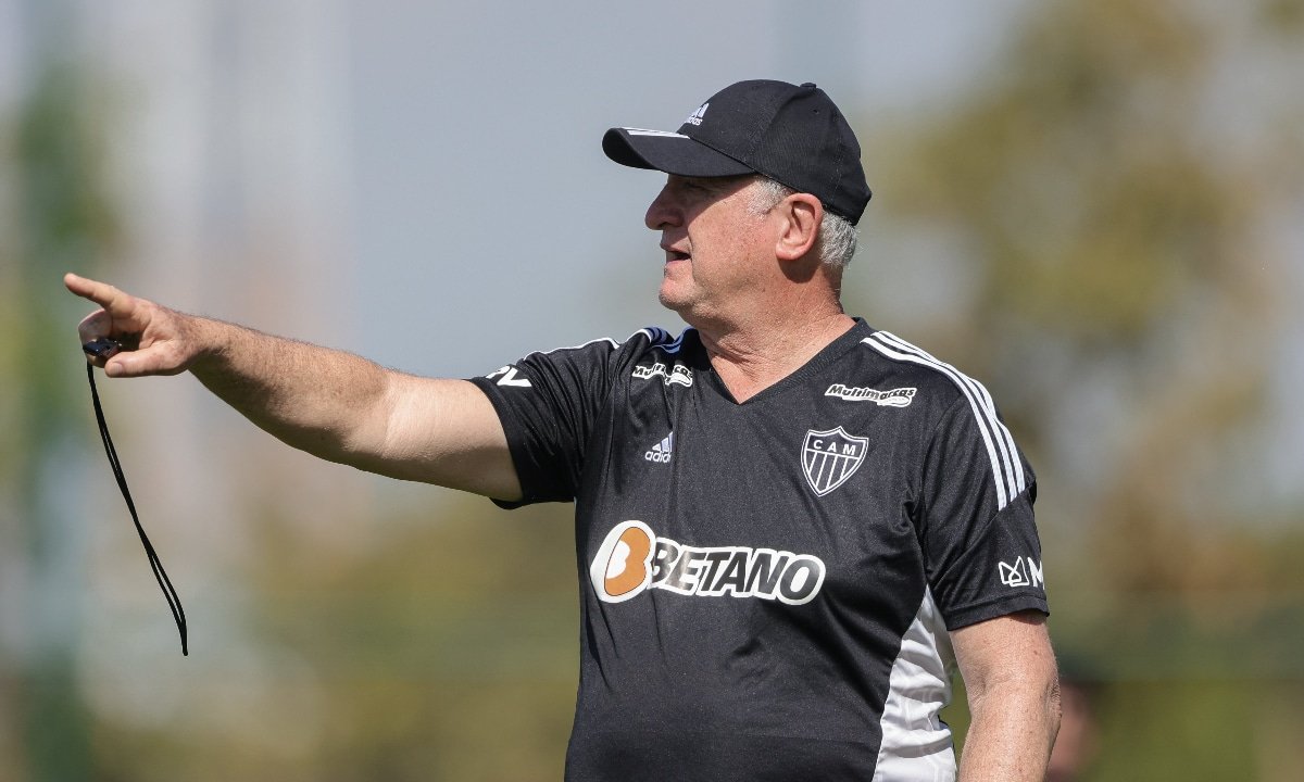 Felipão em treino do Atlético (foto: Pedro Souza/Atlético)