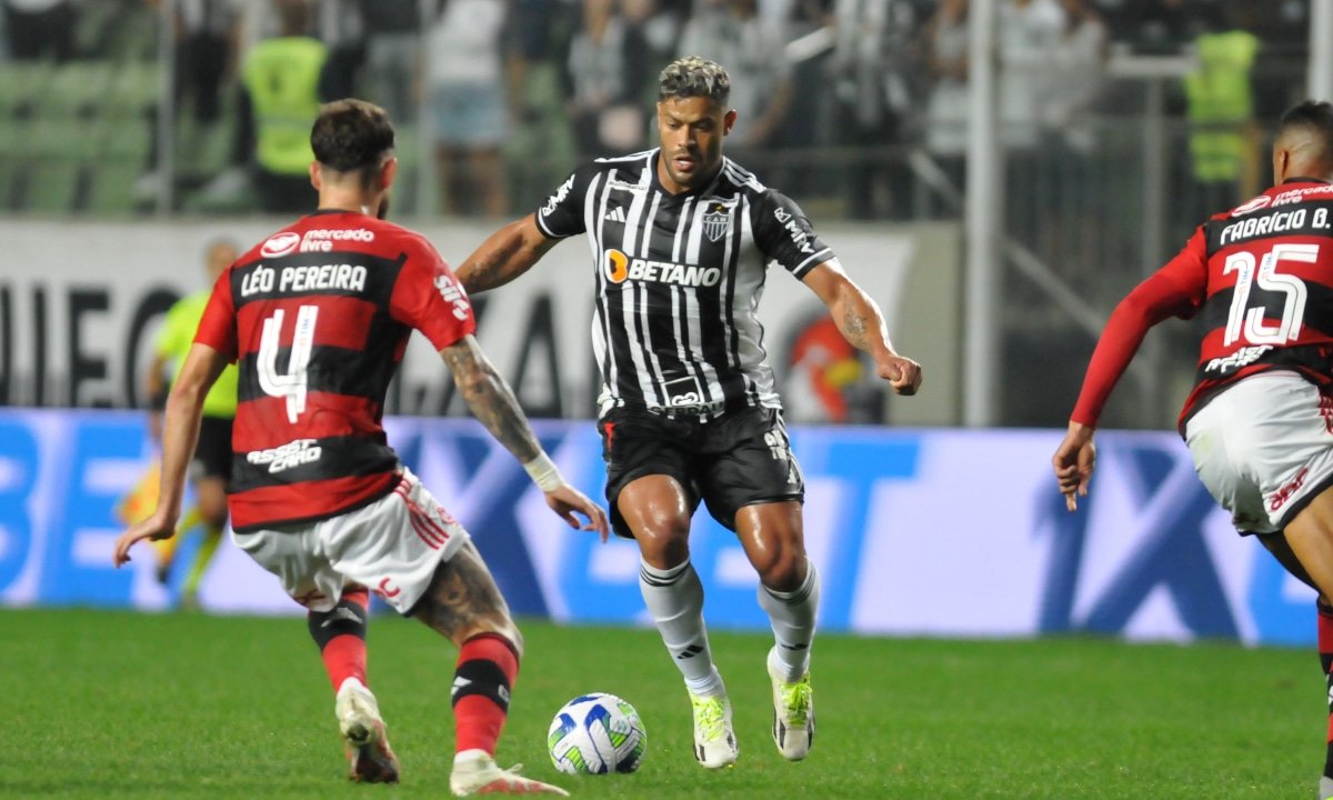 Hulk em jogo entre Atlético e Flamengo, pelo Campeonato Brasileiro (foto: Alexandre Guzanshe/EM/D.A. Press)