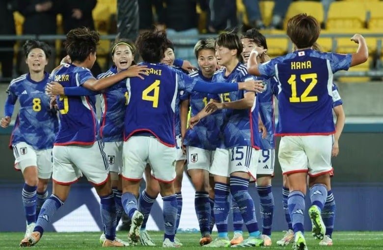 Japão goleou a Espanha (foto: AFP)