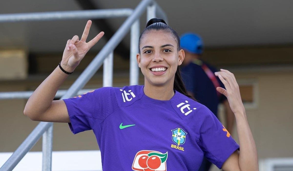 Lauren, zagueira do Brasil (foto: Reprodução / Instagram)