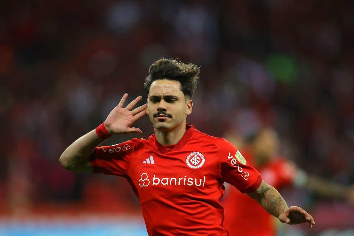 Maurício comemora gol contra Independiente Medellín no Beira-Rio pela Copa Libertadores (foto: SILVIO AVILA / AFP)