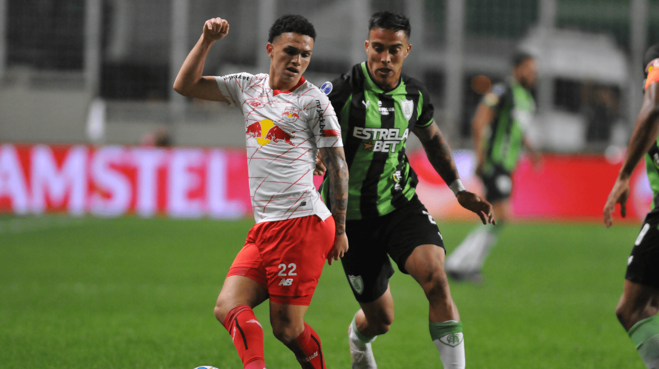 Jogadores de América e Bragantino (foto: Alexandre Guzanshe/EM/D.A. Press. Brasil)