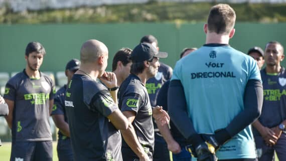 São Paulo x Goiás: onde assistir ao vivo, escalações e desfalques