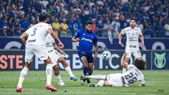 Cruzeiro em campo pelo Brasileiro (foto: Gustavo Martins/Cruzeiro)