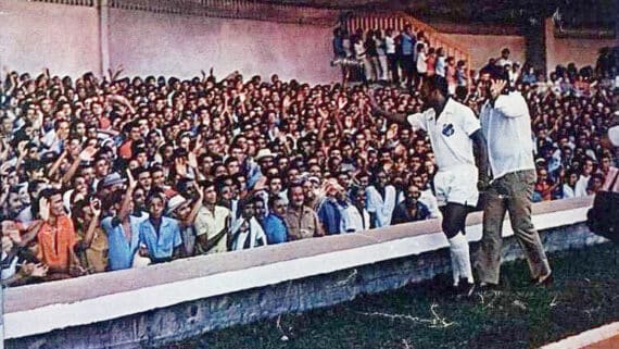 Em 1970, Santos venceu a Seleção de Alagoas por 5 a 0 na inauguração do Estádio Rei Pelé, em Maceió (foto: Reprodução)