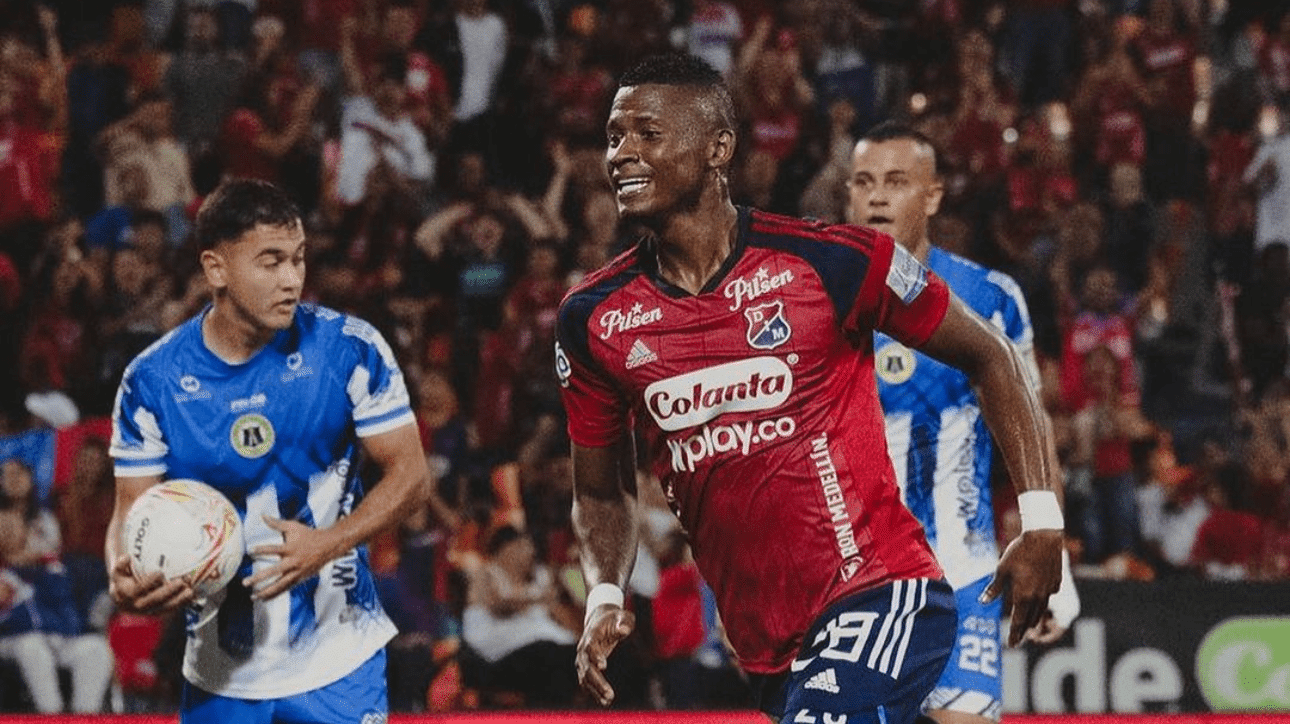 Orejuela comemorando gol (foto: Reprodução Instagram)