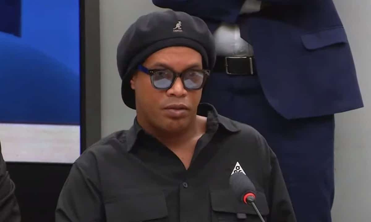 Ronaldinho Gaúcho na CPI das Pirâmides (foto: Reprodução de vídeo/Agência Câmara)
