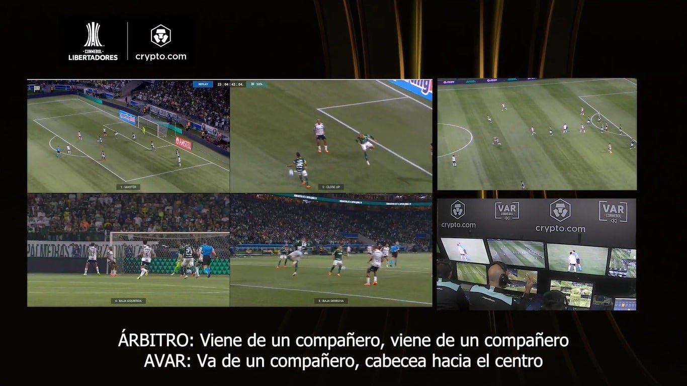 VAR analisou possível pênalti para o Atlético diante do Palmeiras (foto: Reprodução/Conmebol)