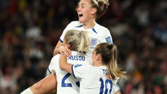Seleção da Inglaterra (foto: Steve Christo/AFP)