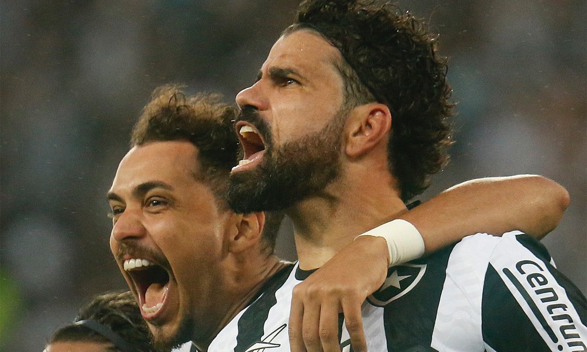 Diego Costa comemora gols pelo Botafogo contra o Bahia (foto: Vitor Silva/Botafogo)