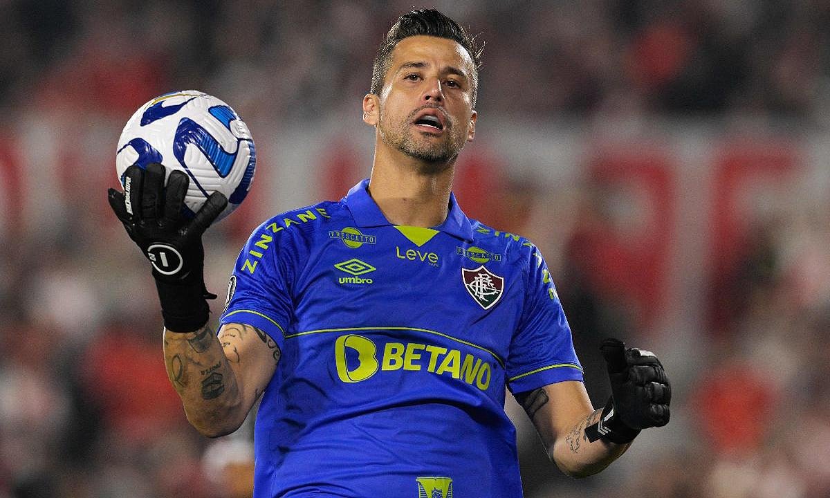 Fábio já disputou mais de 100 jogos pelo Fluminense (foto: JUAN MABROMATA / AFP)