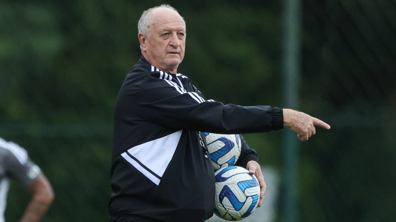Felipão em treino do Atlético (foto: Pedro Souza/Atlético)