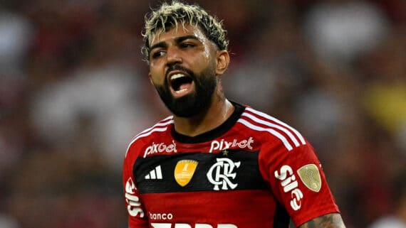 Gabigol em jogo pelo Flamengo (foto: MAURO PIMENTEL / AFP)