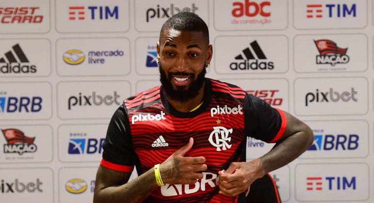 Gerson apresentado pelo Flamengo