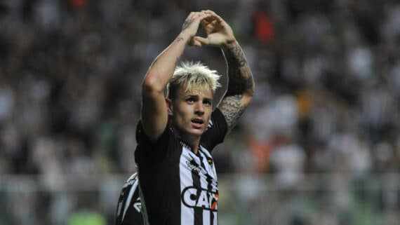 Róger Guedes comemora gol pelo Atlético (foto: Leandro Couri/EM/D.A Press)