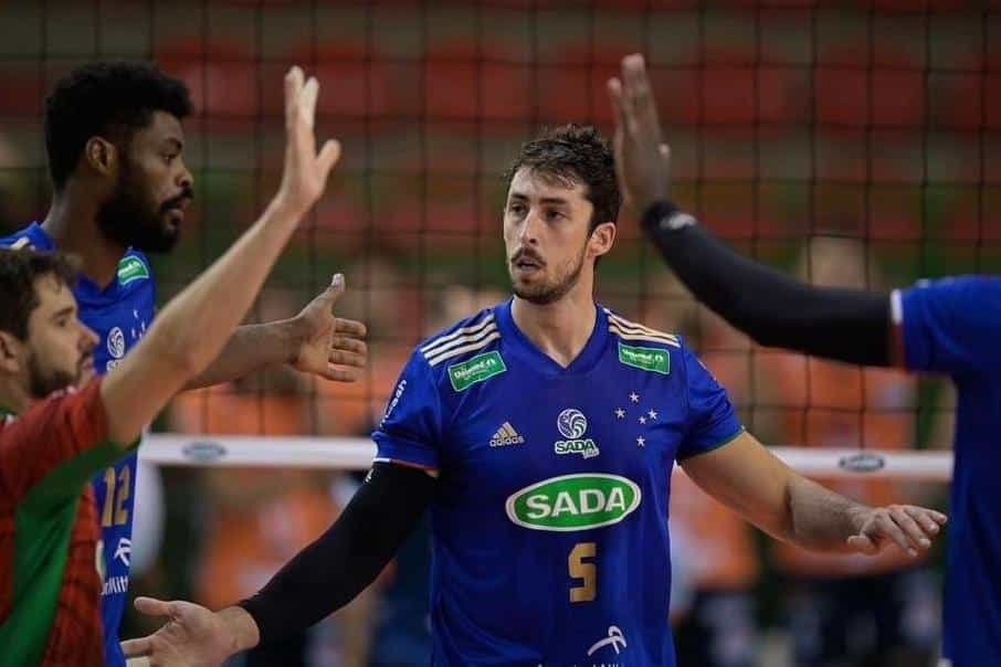 Lucas Lóh em jogo pelo Cruzeiro (foto: Divulgação)