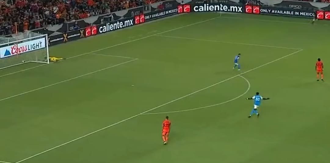 Micael marca gol contra nos EUA (foto: Reprodução)