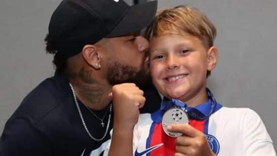 Neymar e Davi Lucca (foto: Reprodução)