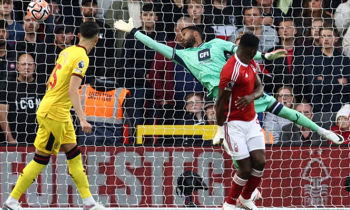 Nottingham Forest x Sheffield (foto: Darren Staples/AFP)