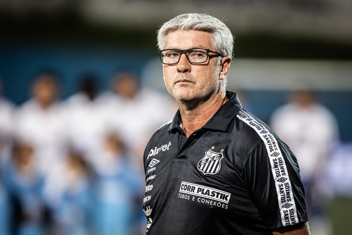 Odair Hellmann, ex-treinador do Santos - (foto: Raul Baretta / Santos FC)