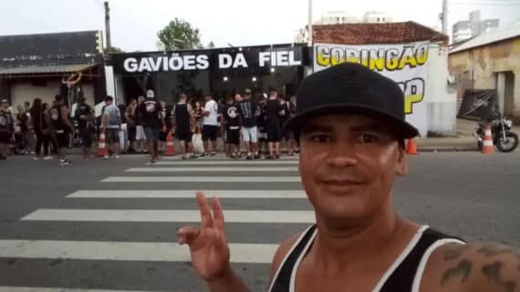 Vanderlei Simão, um dos sete torcedores do Corinthians que morreu em acidente de ônibus em Igarapé (MG) (foto: Arquivo pessoal)