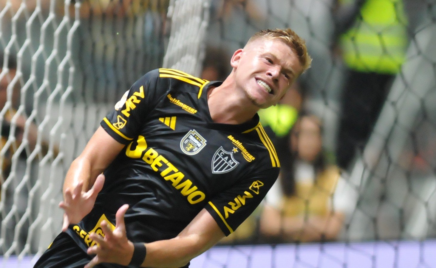 Bruno Fuchs, zagueiro do Atlético (foto: Alexandre Guzanshe/EM/D.A Press)