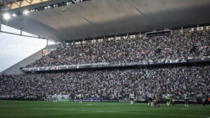 Neo Química Arena contou com milhares de torcedores na decisão do Brasileiro - Crédito: 