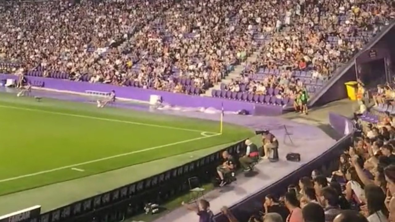 Torcida do Real Valladolid (foto: Reprodução Twitter)