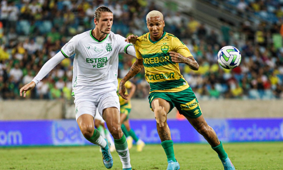 América e Cuiabá em jogo pelo Campeonato Brasileiro (foto: Divulgação/Cuiabá)