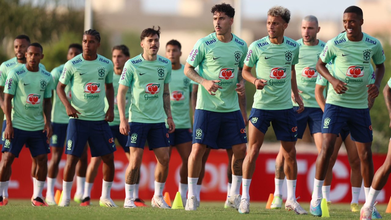 Treino de jogadores da Seleção Brasileira (foto: Mohamed Bissar/CBF)