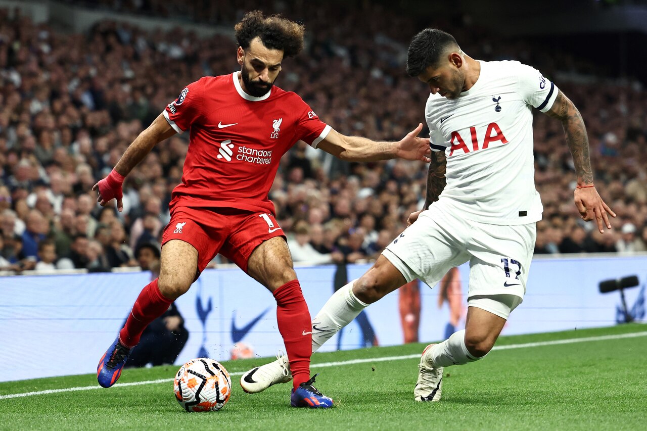 Premier League: Tottenham vence Luton com 1 a menos e assume liderança