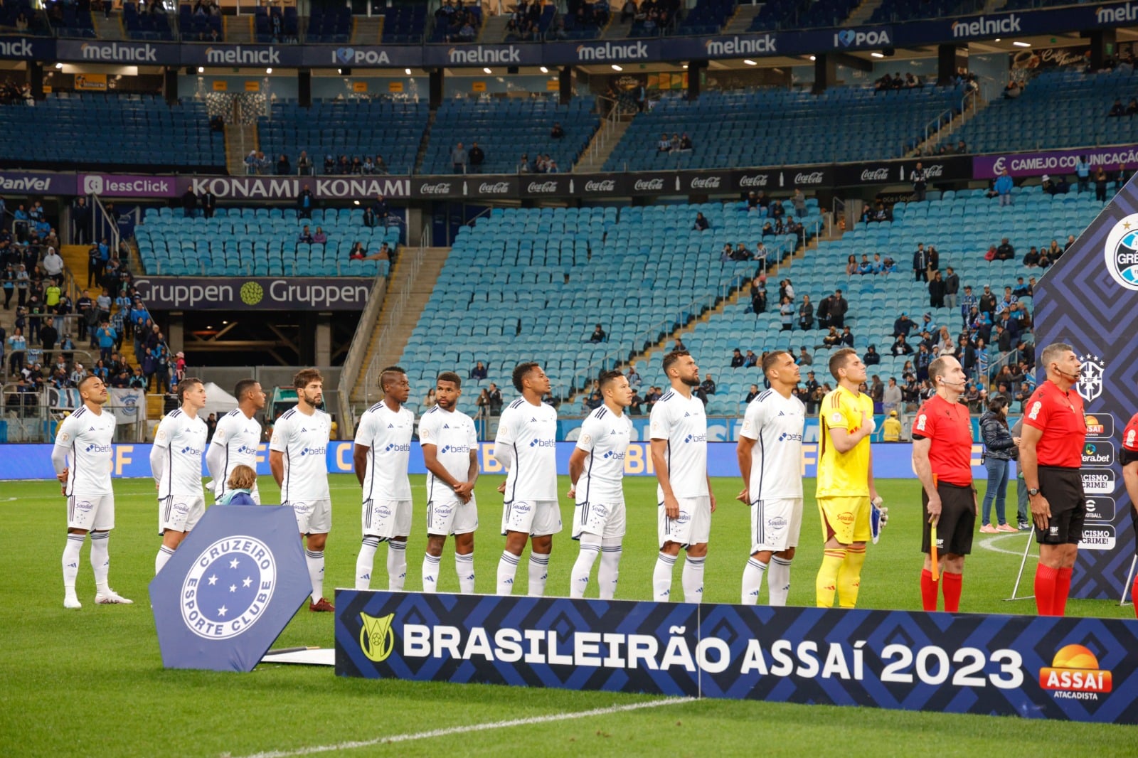 Cruzeiro e sua campanha fantasma @caitomainier @tvquase @portadosfundo