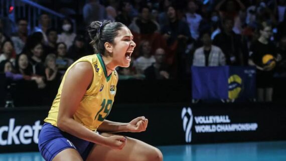 Tainara, oposta da Seleção Brasileira Feminina de Vôlei (foto: FIVB/Divulgação)