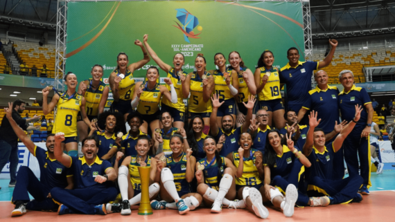 Atletas da Seleção Brasileira Feminina de Vôlei (foto: Mauricio Val/FVImagem/CBV)