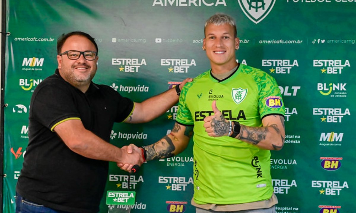 Goleiro do América foi apresentado (foto: Mourão Panda/América)