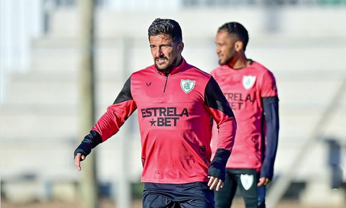 Aloísio, atacante do América (foto: Mourão Panda/América)