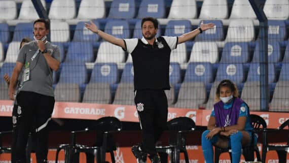 Arthur Elias, ex-técnico do Corinthians (foto: AFP)