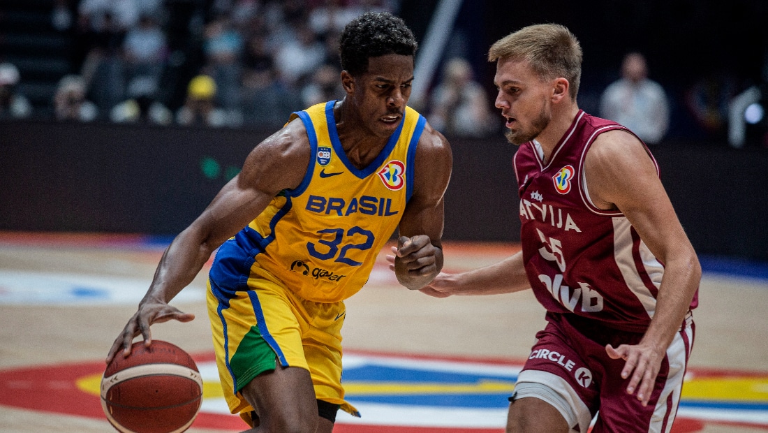 Brasil perde para Letônia, se despede do Mundial de basquete e fica sem  vaga olímpica - Jogada - Diário do Nordeste