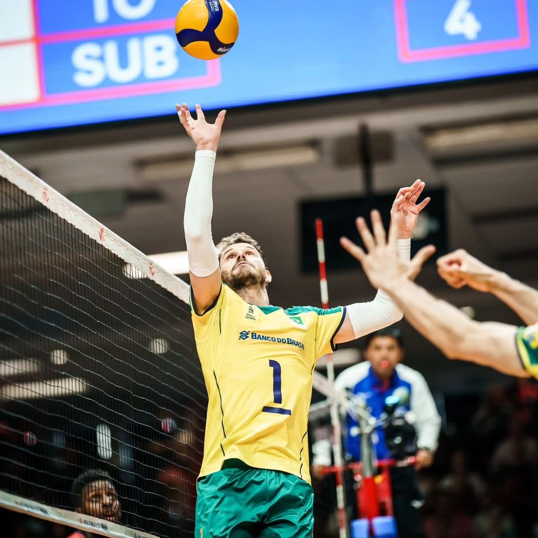 Bruninho pela Seleção Brasileira de Vôlei Masculina (foto: Reprodução/Redes Sociais)