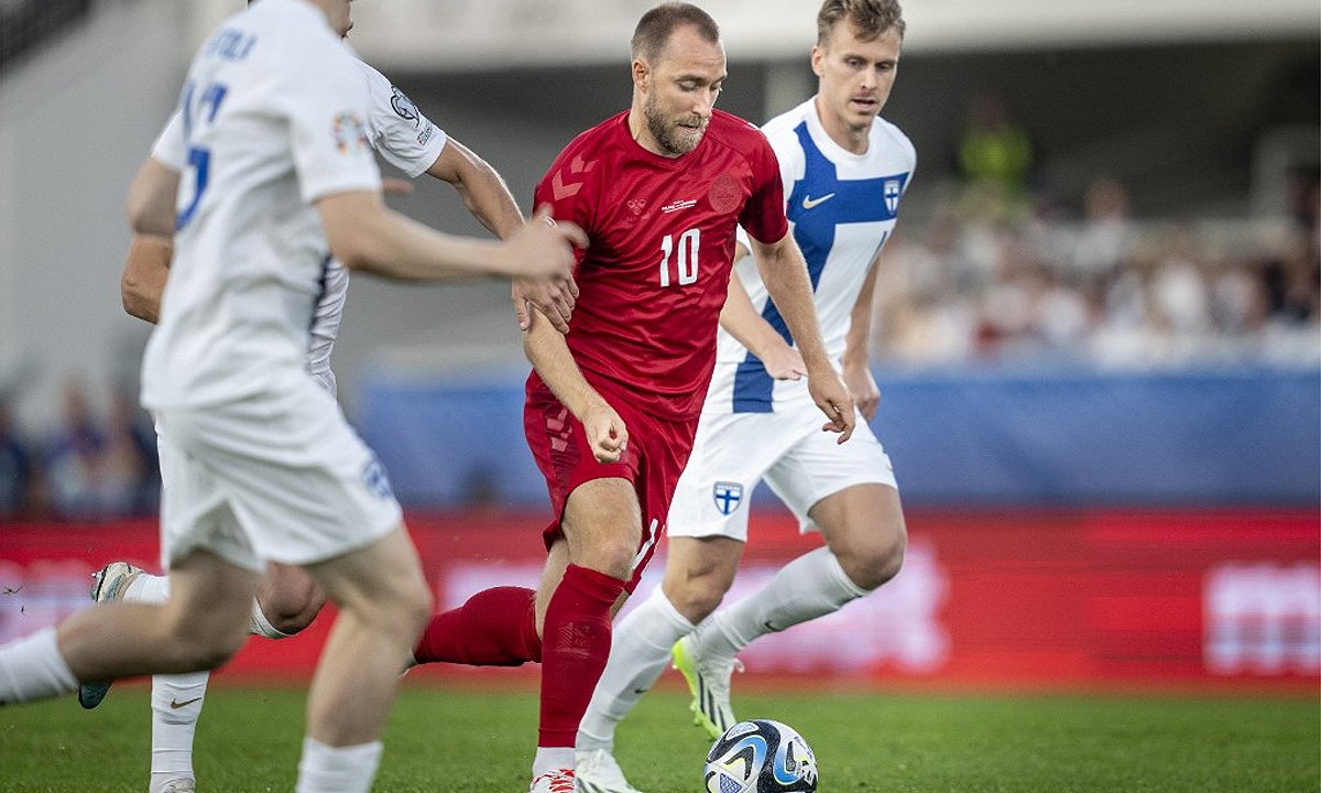 Dinamarca venceu Finlândia fora de casa por 1 a 0 (foto: Mads Claus Rasmussen/Ritzau Scanpix/AFP)