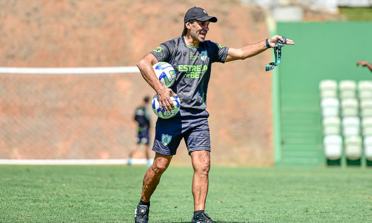 Fabián Bustos, treinador do América (foto: Mourão Panda/América)