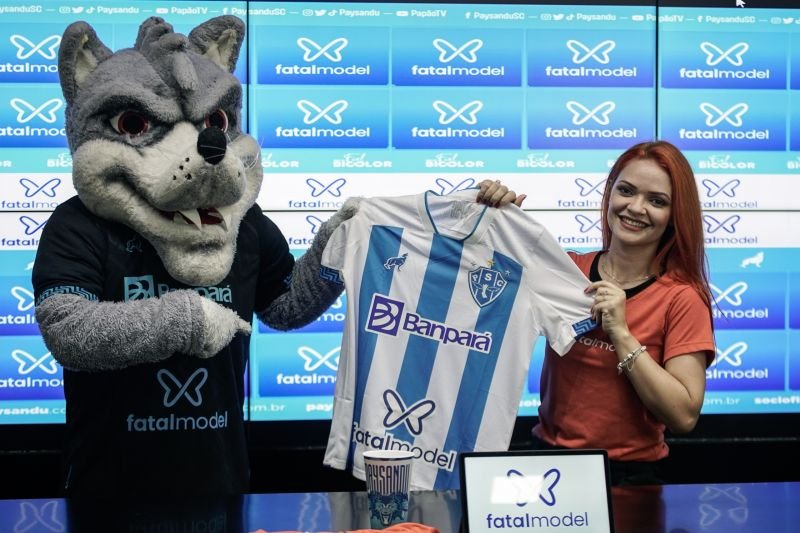 Apresentação da Fatal Model no Paysandu