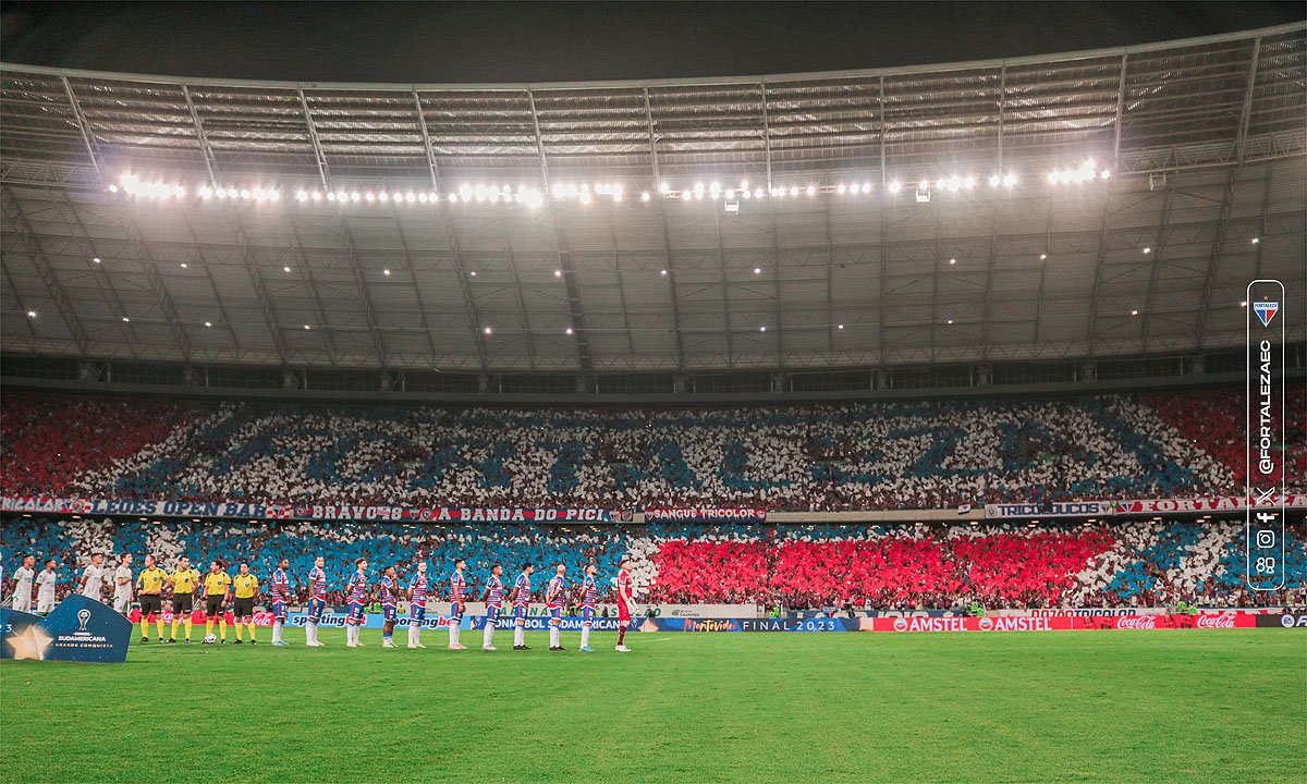 Torcida do Fortaleza (foto: Torcida do Fortaleza em jogo no estádio Castelão)