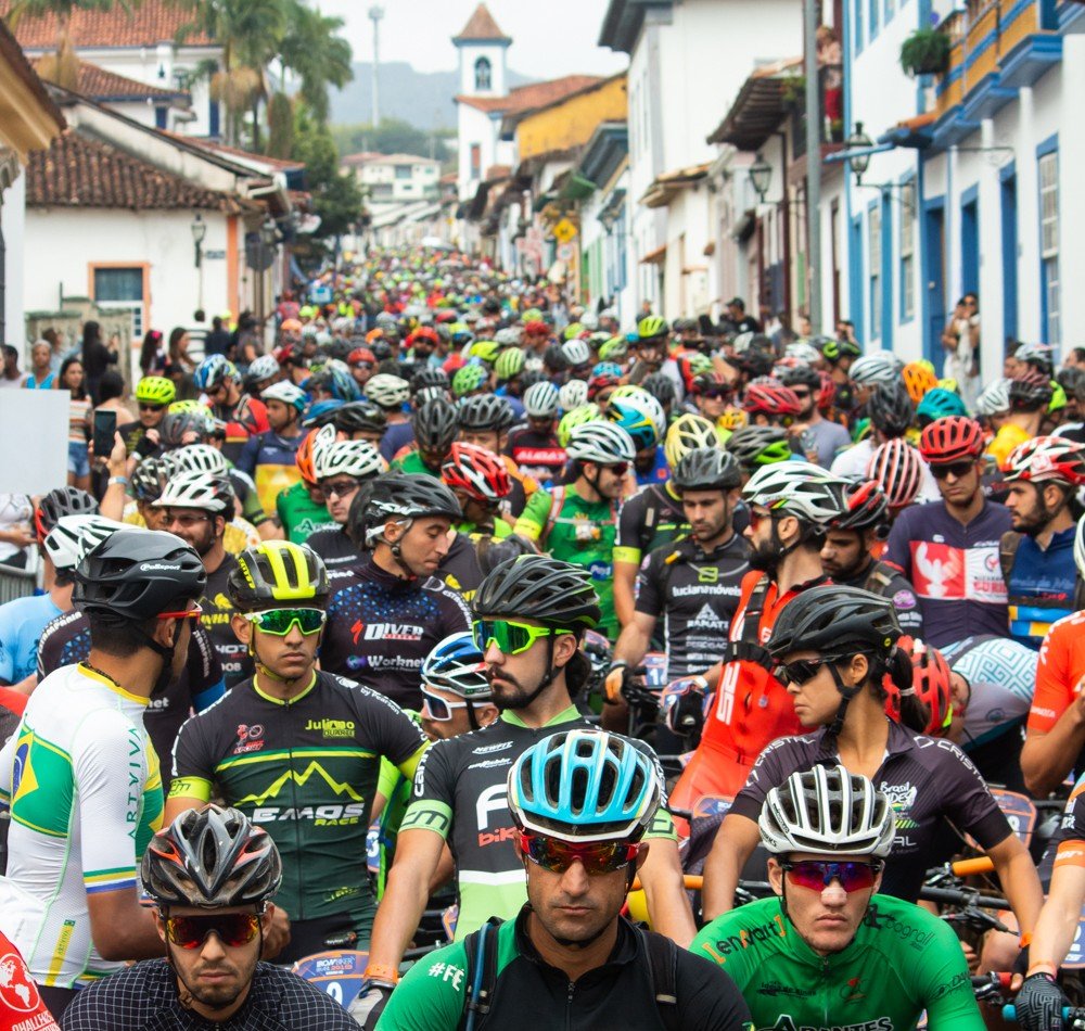 Iron Biker em mariana - (foto: Samuel Consentino/Divulgação)