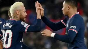 Neymar e Mbappé, ex-companheiros de PSG - Crédito: 