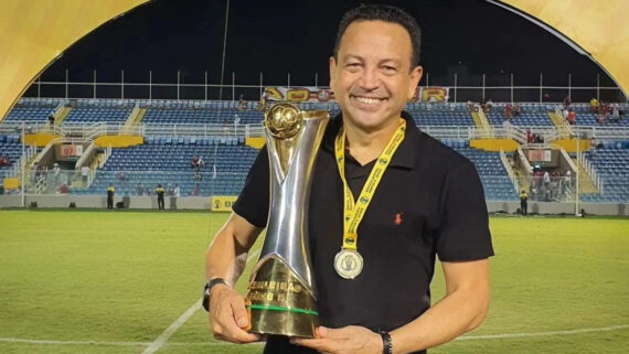 Paulinho Kobayashi, treinador do Ferroviário-CE (foto: Reprodução)